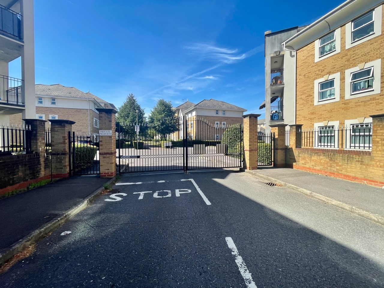International Way, Sunbury on Thames, Middlesex TW16 7HP