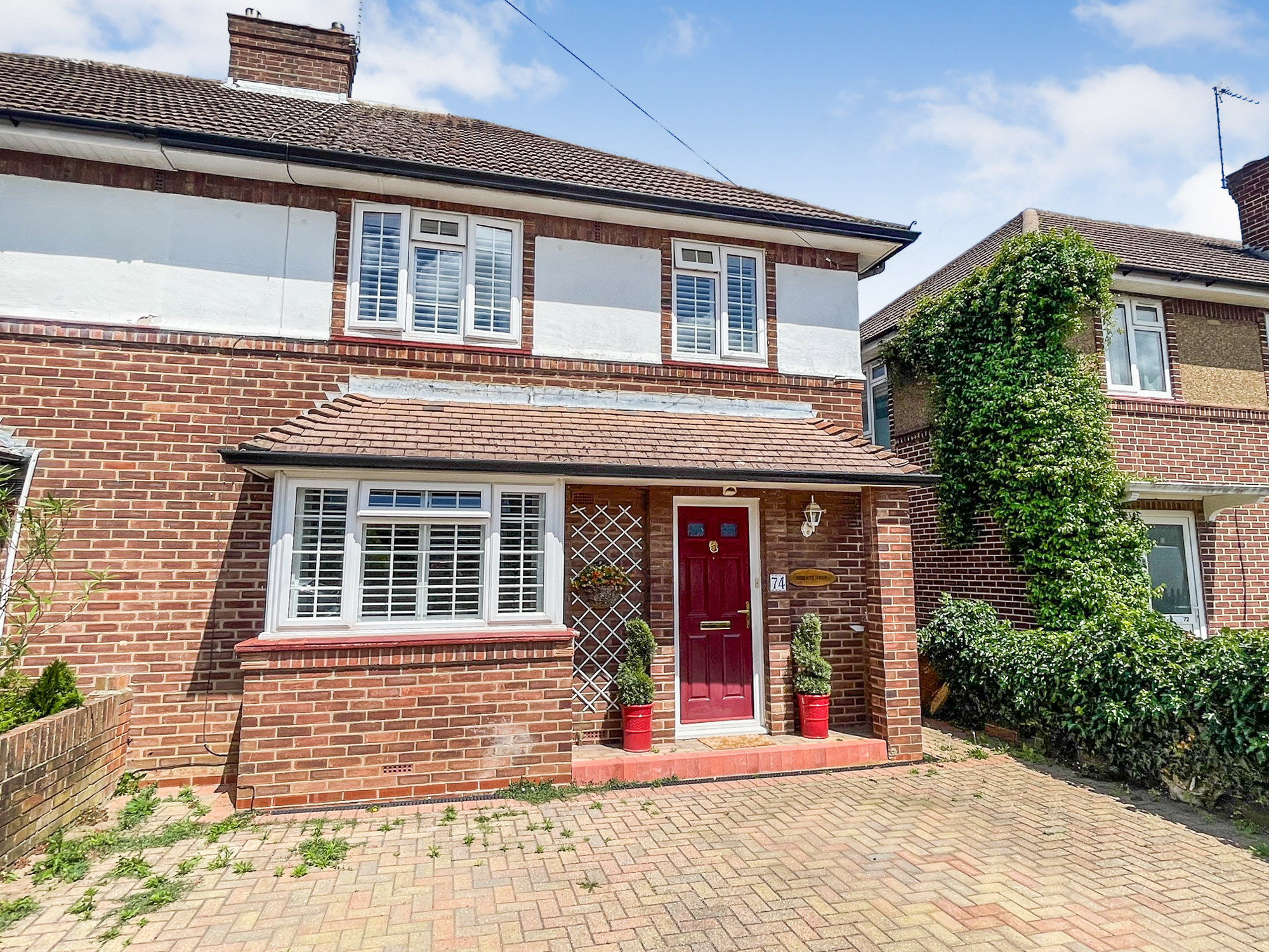 74 Brookside Avenue, Ashford, Middlesex, TW15 3LY