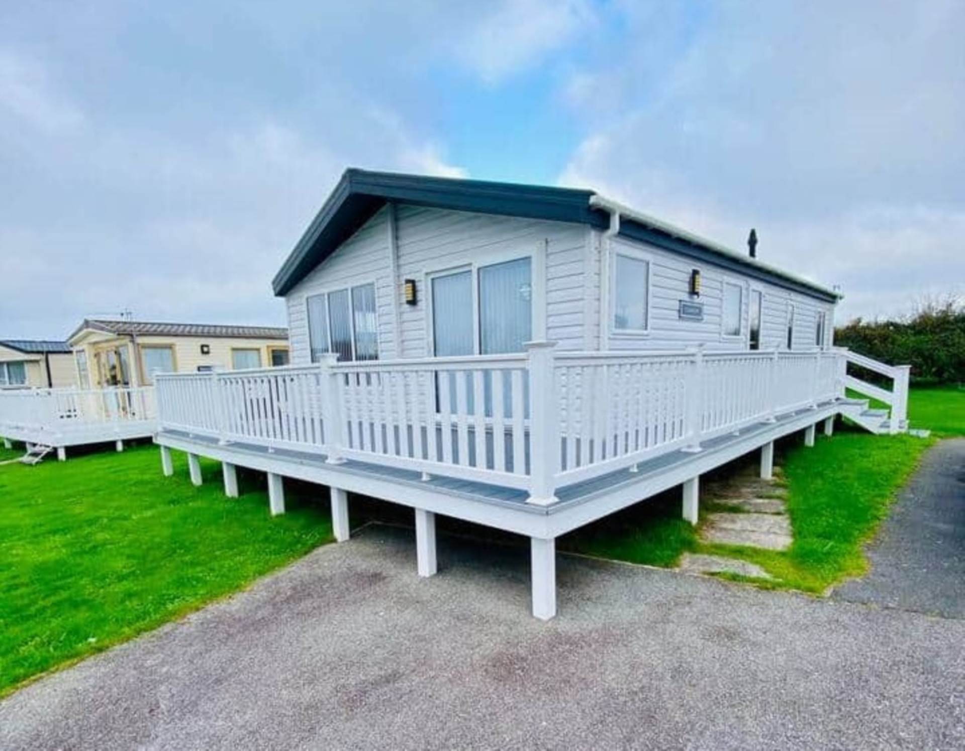 2017 Willerby Clearwater 40ft x 20ft Reasonable Offers Invited NEWQUAY, CORNWALL, TR8 4HS