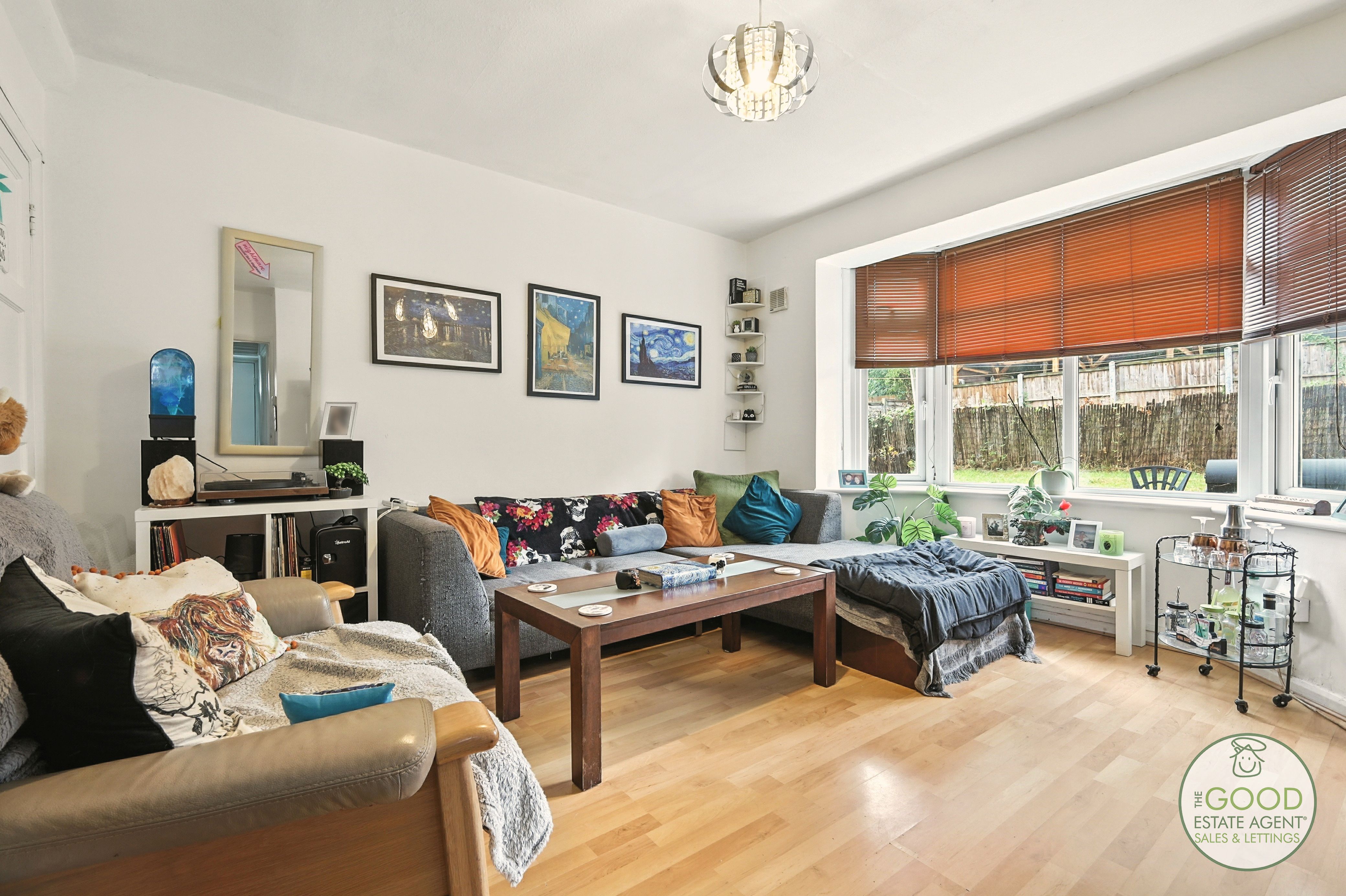 Hillyfields, Loughton IG10 2PU
