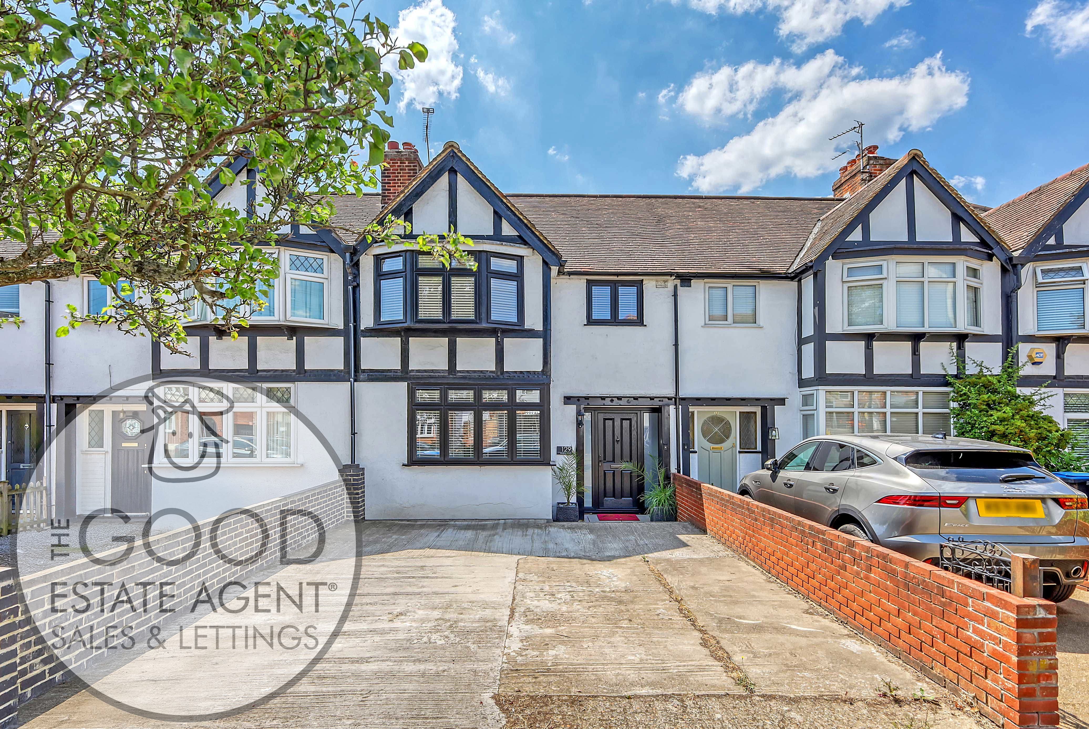 129 Roding Road, Loughton, IG10 3BS