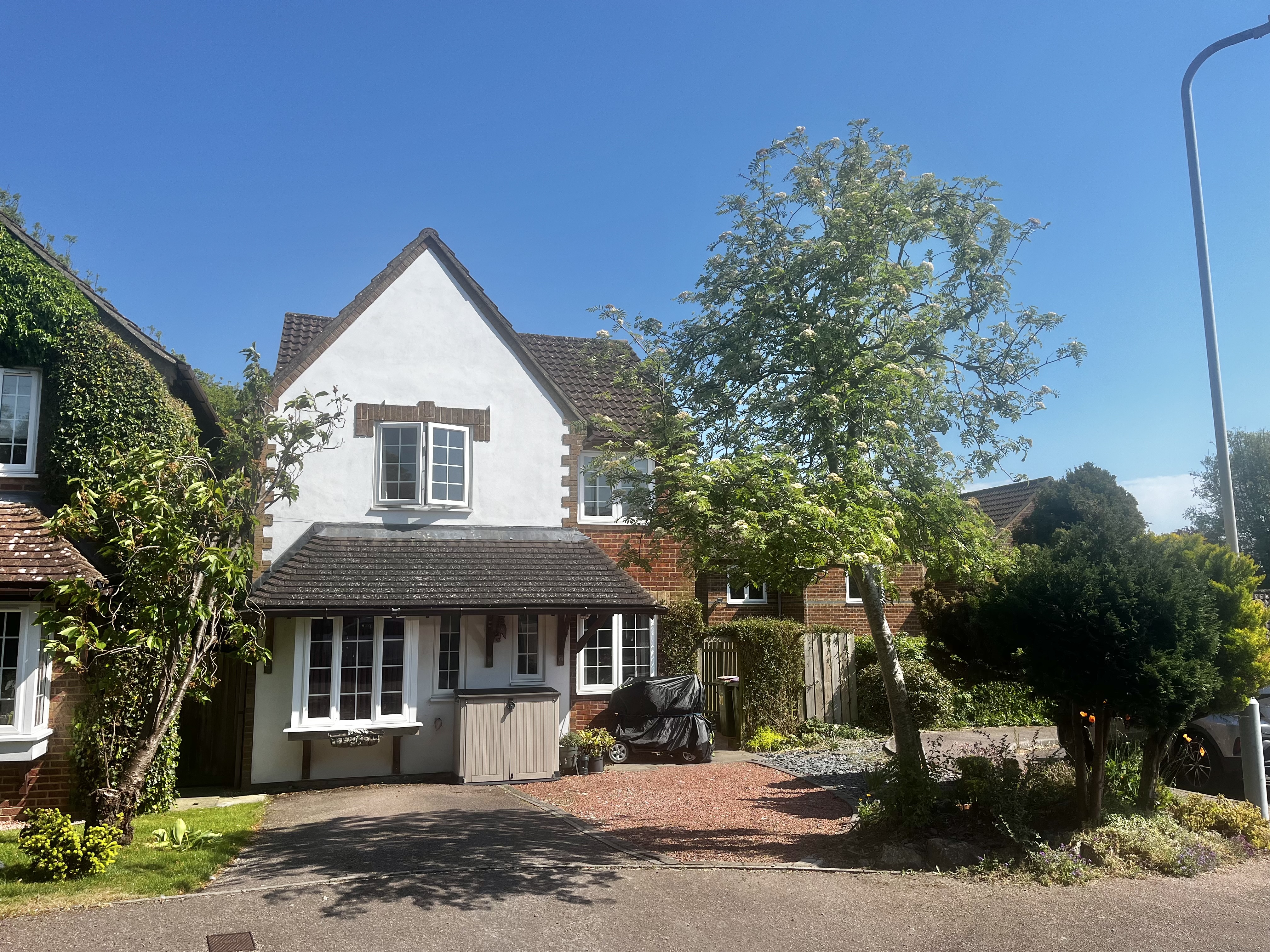 Mount Pleasant Close, Lyminge, Kent, CT18 8HF