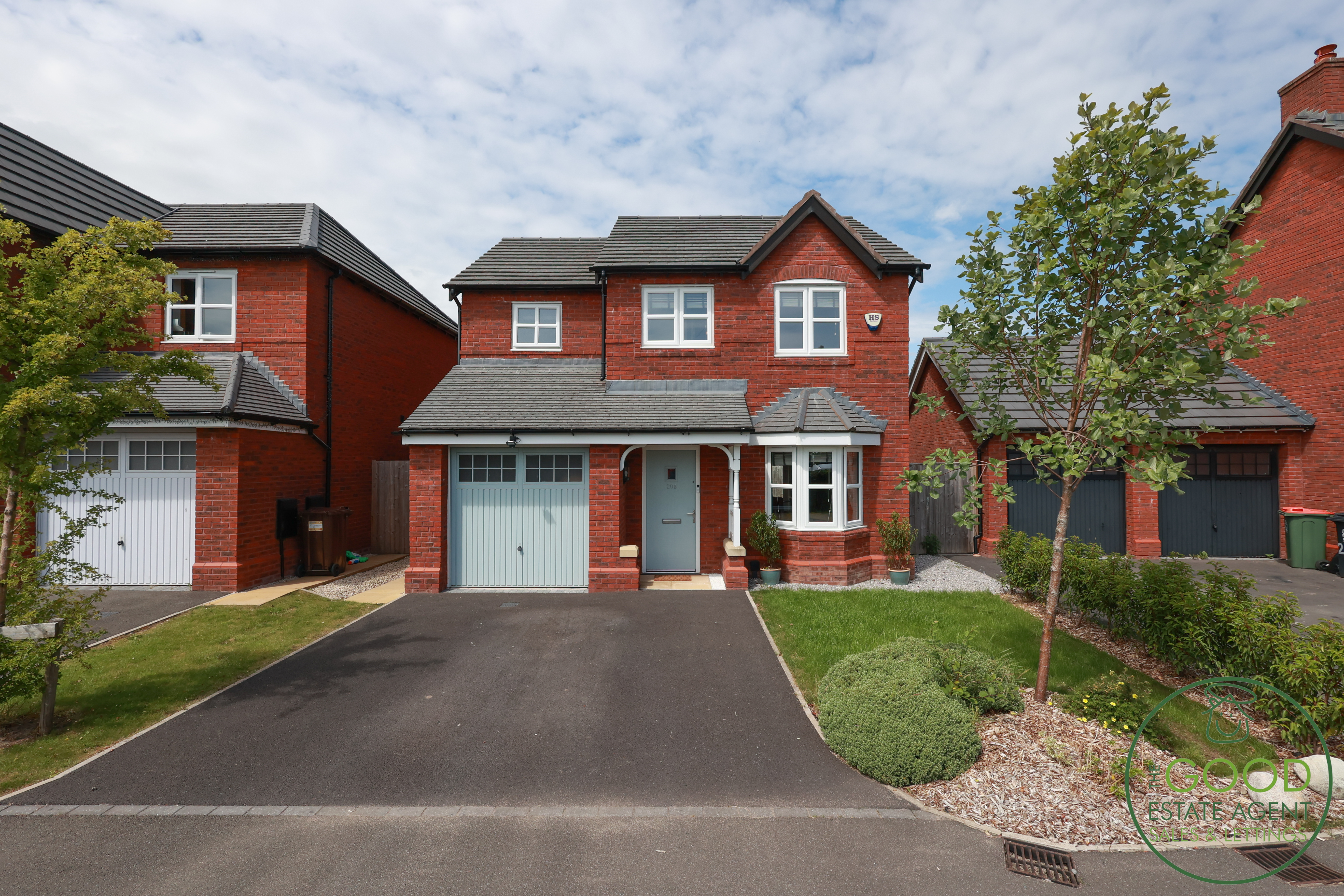 Hoyles Lane Cottam, Preston PR4 0LD