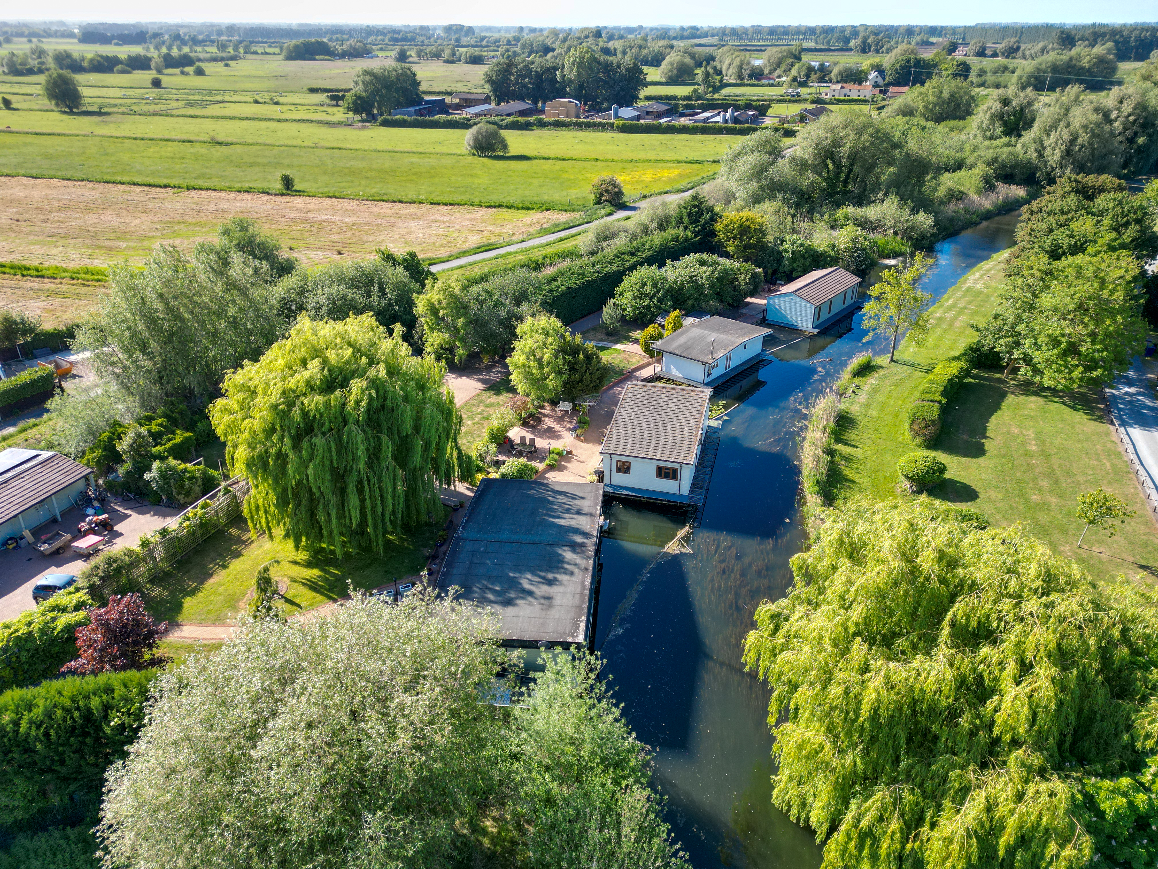 Jay Jay Lodge Waterside, Isleham, CB7 5SH