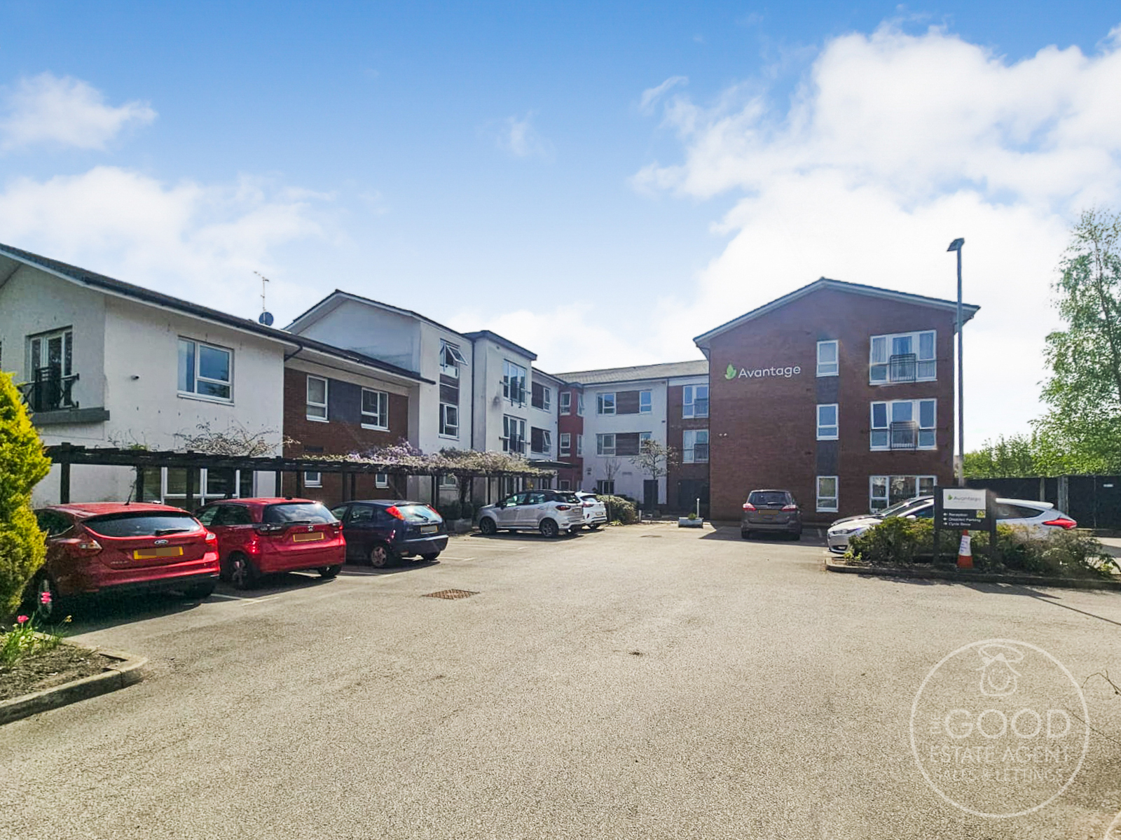 28 Oakmere, Spath Lane, Handforth, Wilmslow, Cheshire East, SK9 3NS