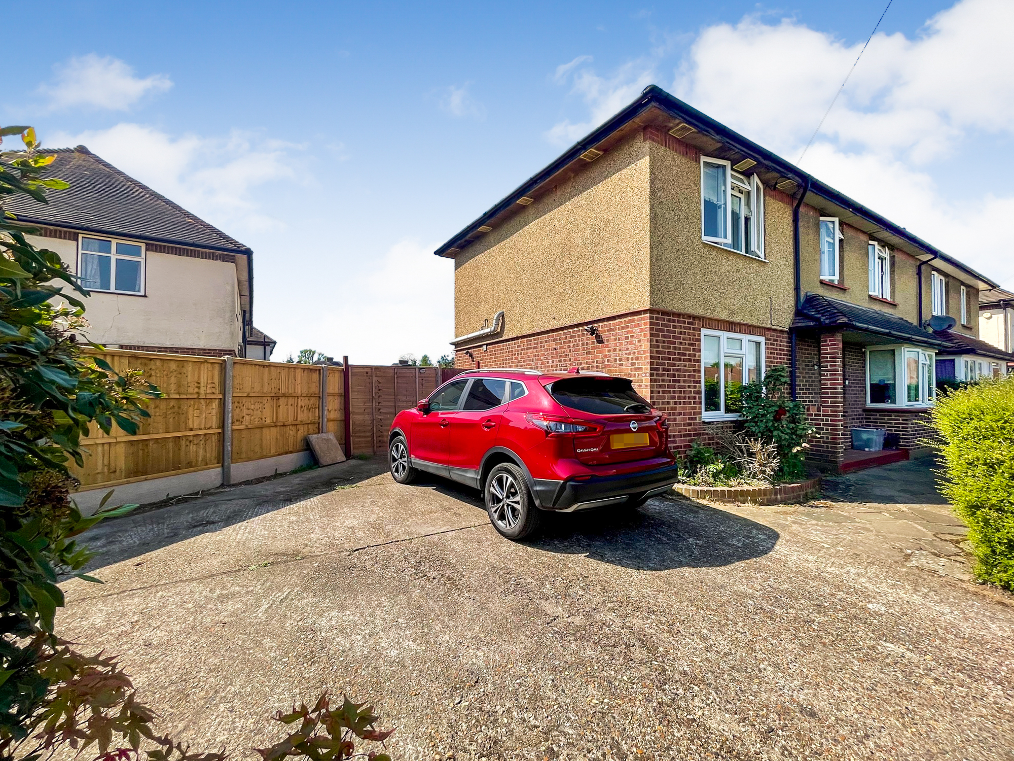 8 Greene Fielde End, Staines Upon Thames, Middlesex, TW18 1LZ