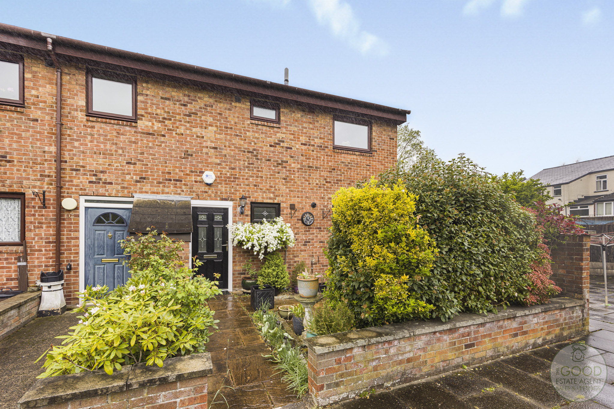 16 South Acre Drive, Handforth, Wilmslow, Cheshire, SK9 3HN