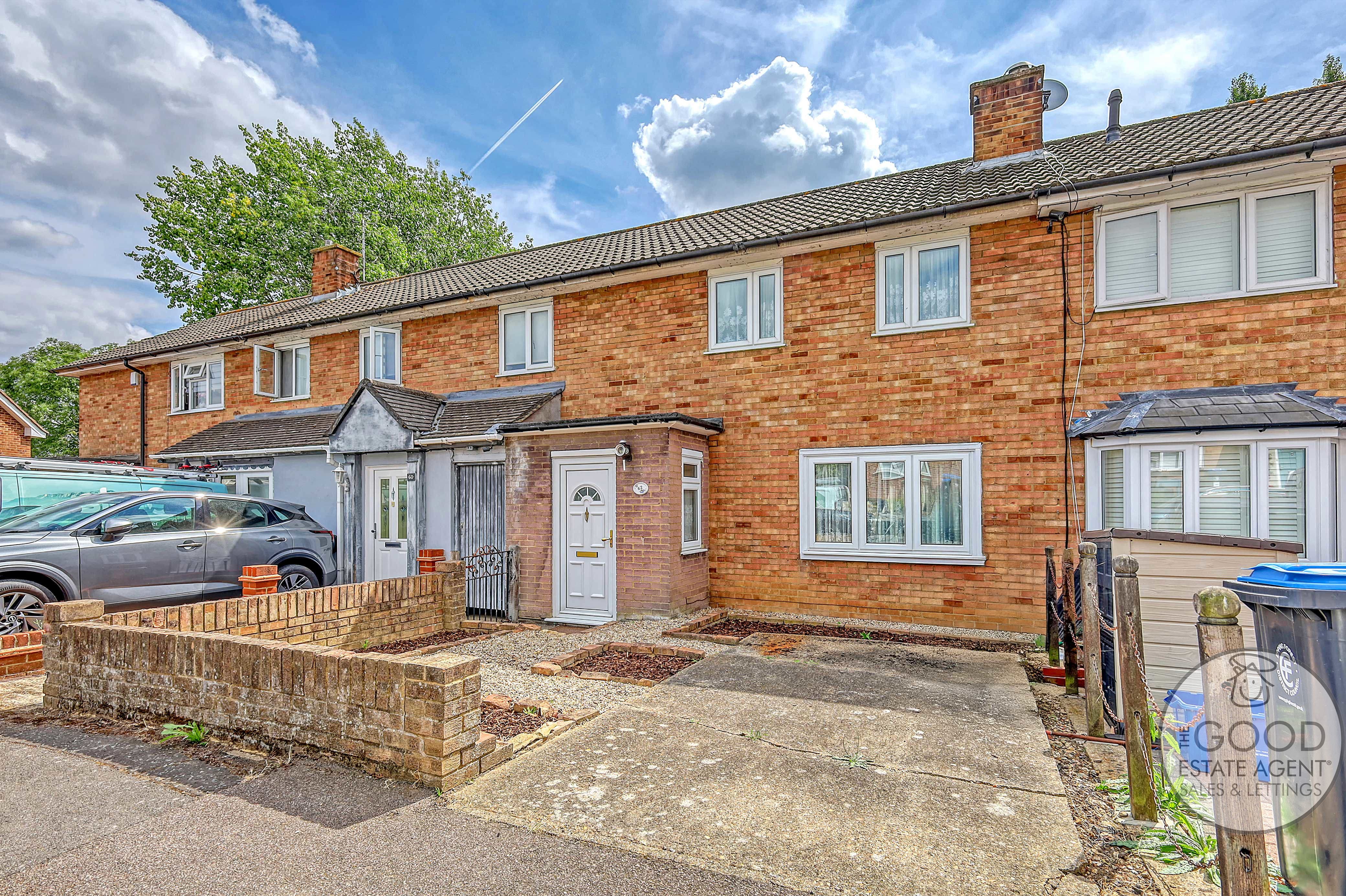 62 Greenfields, Loughton, IG10 3HF