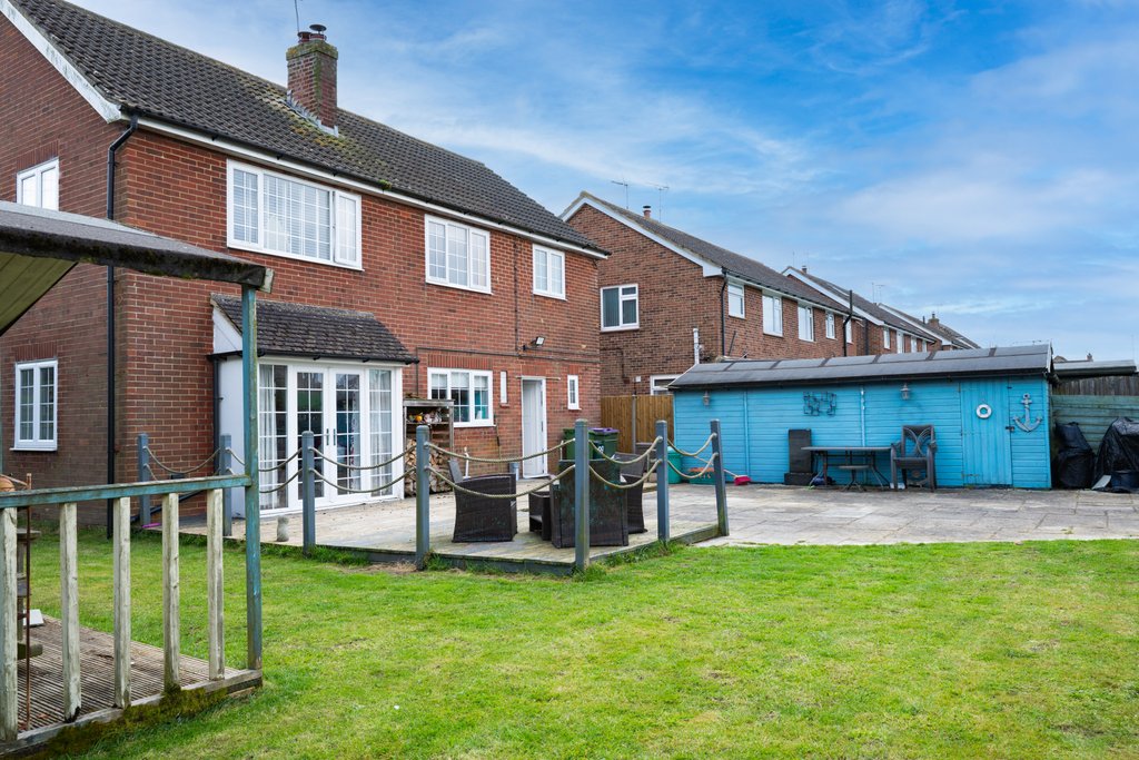 Rolfe Lane, New Romney, Kent TN28 8JL