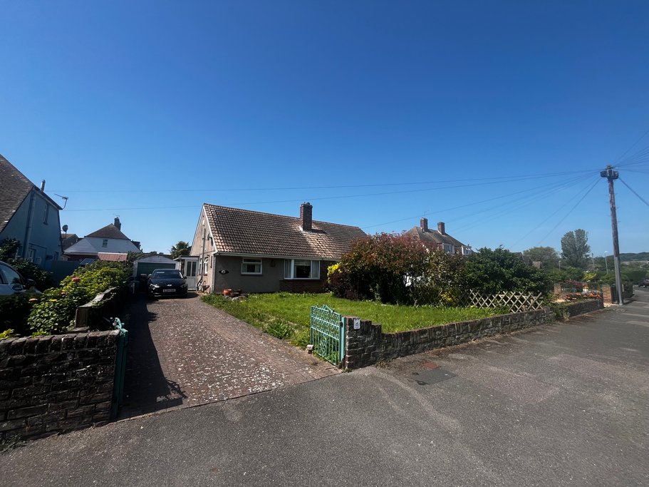 Palmbeach Avenue, Hythe, Kent, CT21 6NL