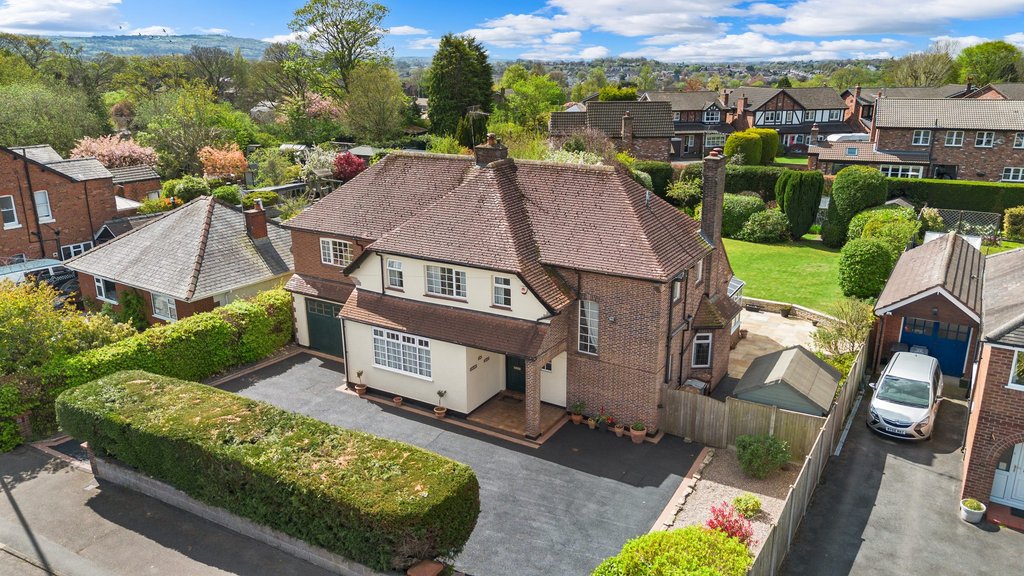 Heathdale, Giantswood Lane, Congleton, CW12 2HQ