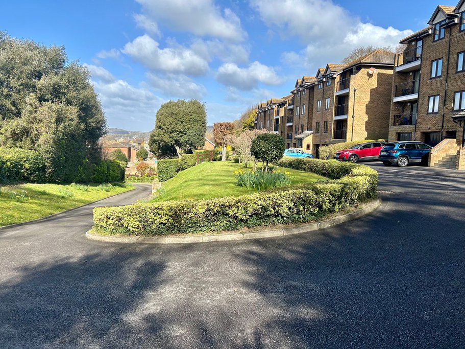 Samphire Court, Dover CT16 1AJ