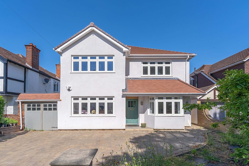Darby Crescent, Sunbury-On-Thames, TW16 5LB