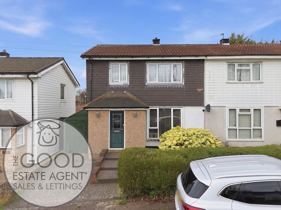 3 Barfields Gardens, Loughton, IG10 3JG