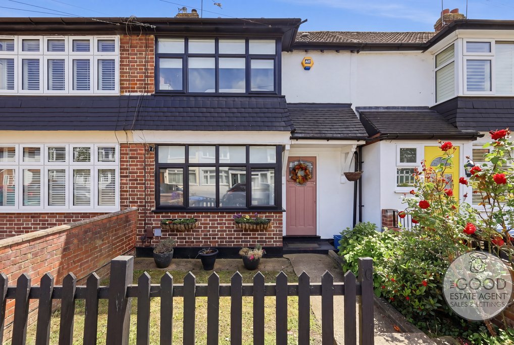 Avondale Drive, Loughton, IG10 3BZ