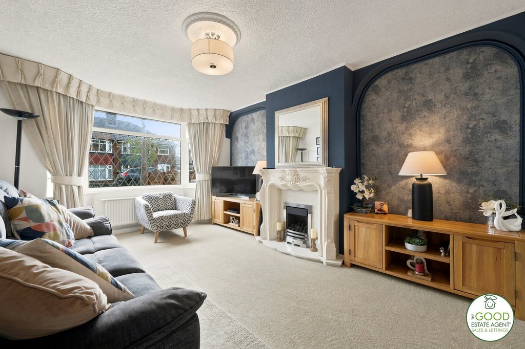 St. Austell Drive, Cheadle, SK8 3EG