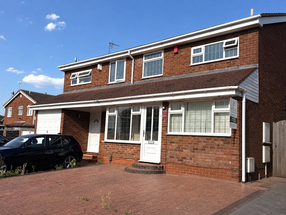 Churchill Close, Oldbury, B69 