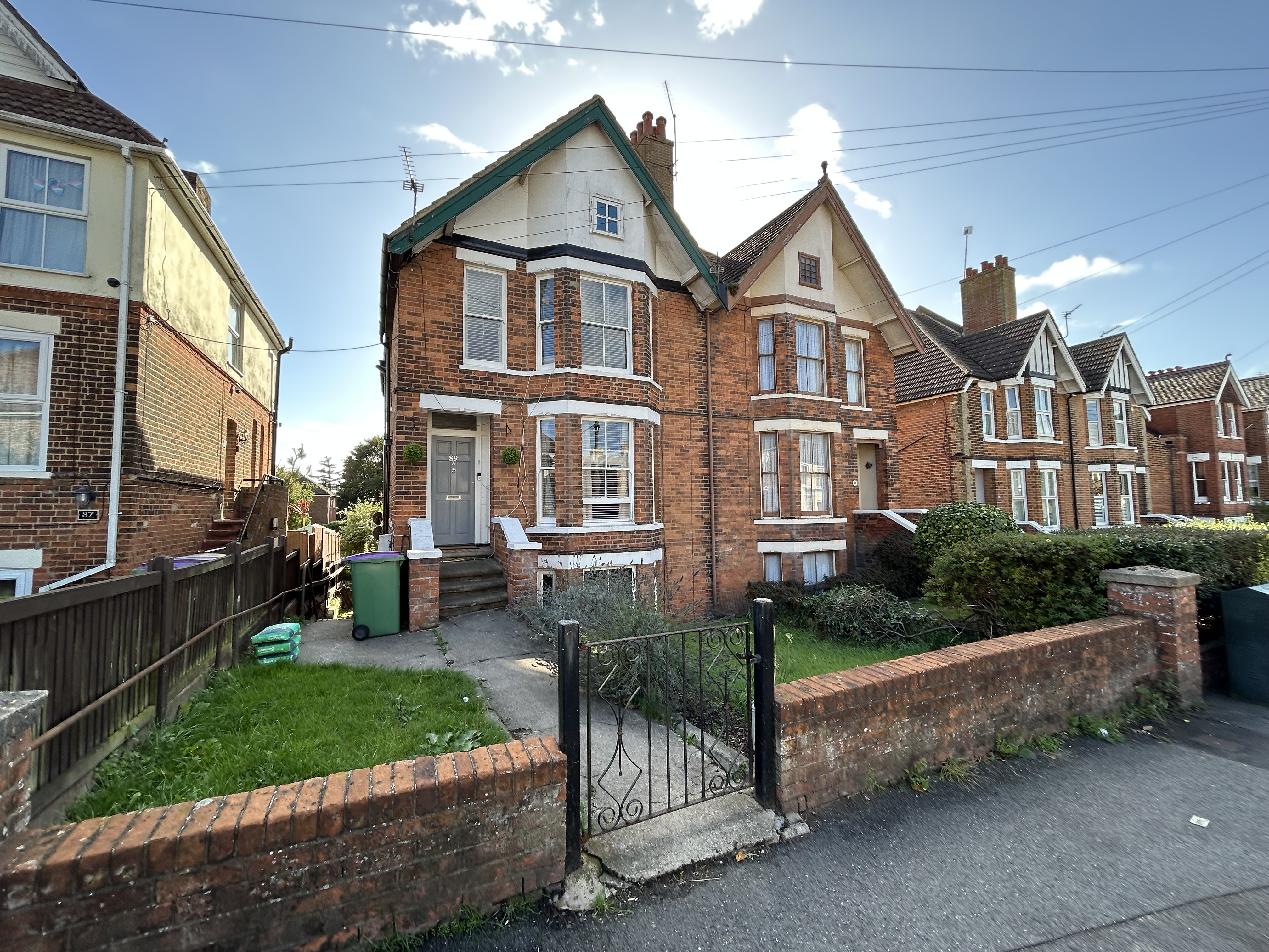 Canterbury Road, Folkestone, CT19 5NW