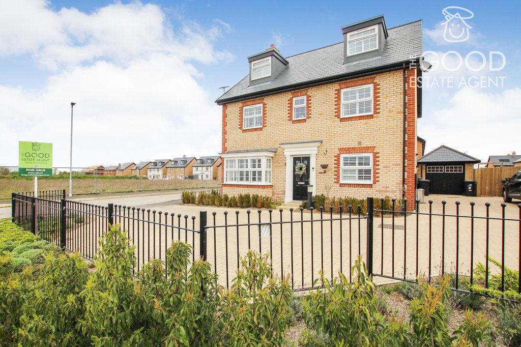 Foxglove Way, Ely, CB6 2YS