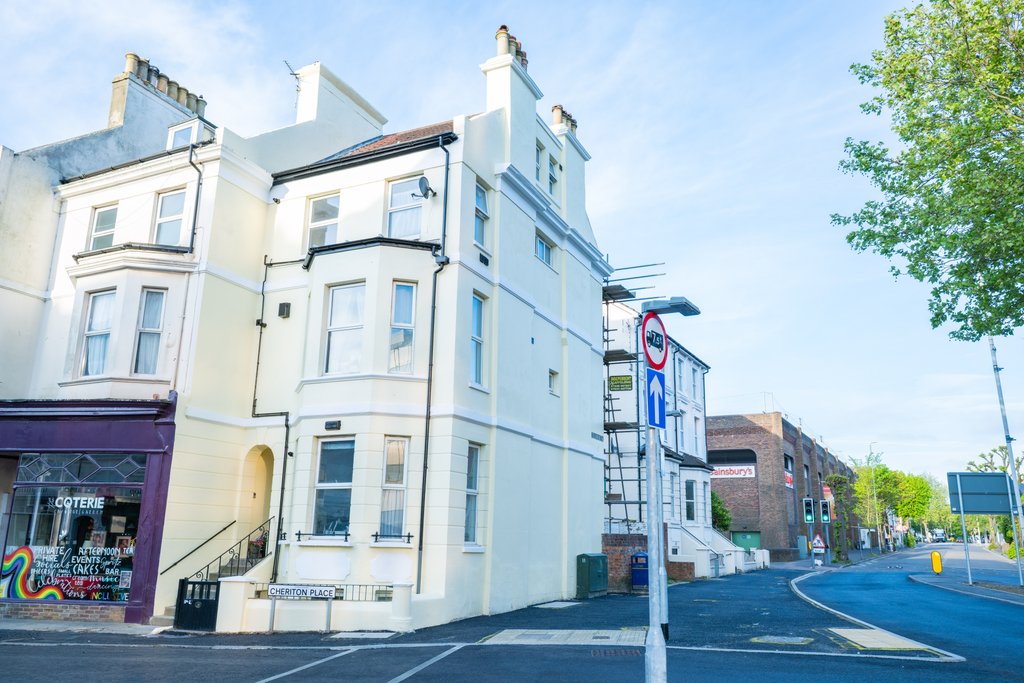 Cheriton Place, Folkestone, CT202AY