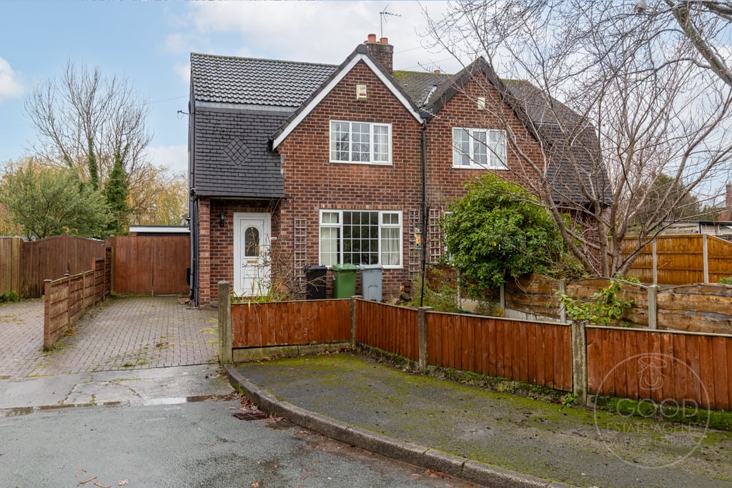 Ashford Close Handforth, Wilmslow, Cheshire SK9 3JR