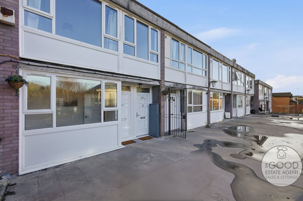 High Road, Loughton IG10 1RB