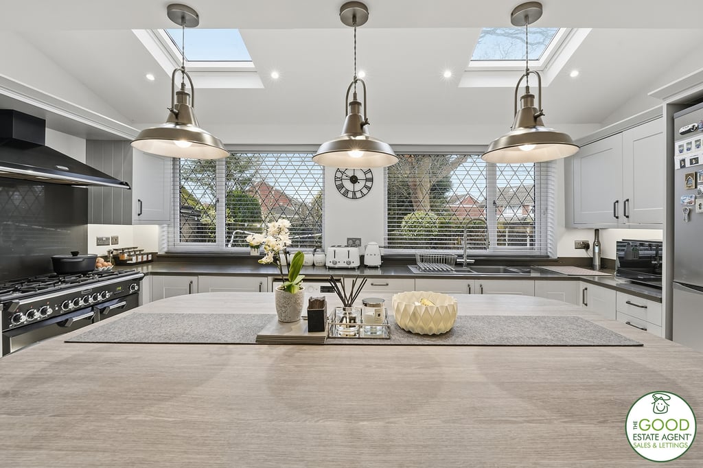 Bradwell Drive, Heald green, Stockport SK8 3BX