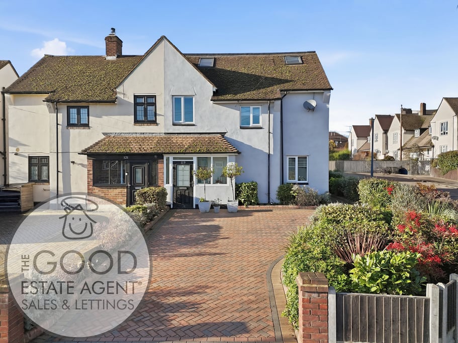 Valley Hill, Loughton, IG10 3AU