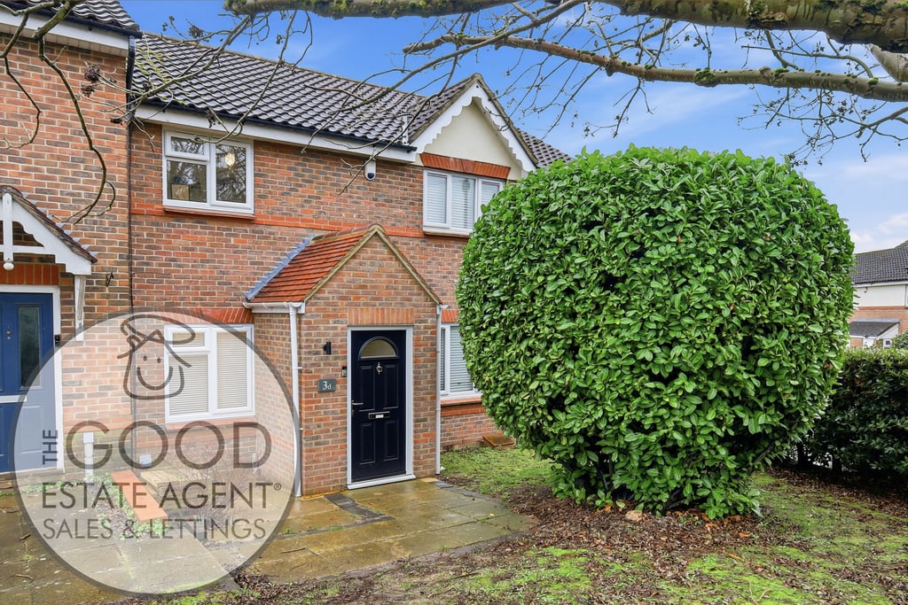 Homecroft Gardens, Loughton IG10 3RB United Kingdom