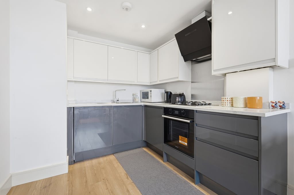 Bartholomew Court High Street, Waltham Cross, Hertfordshire EN8 7JU