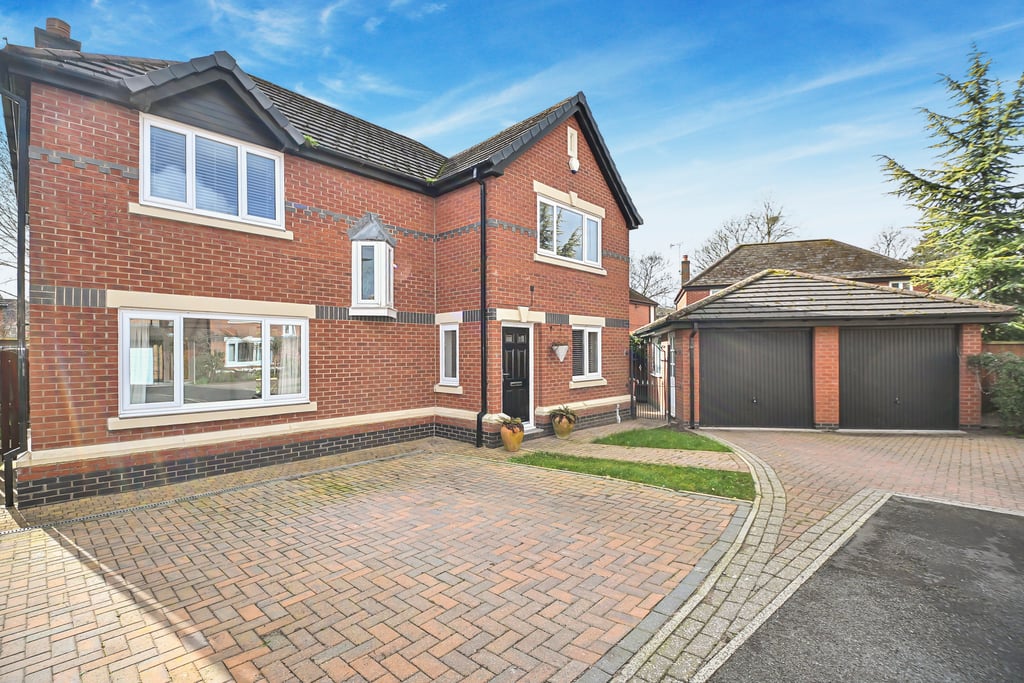 Langford Drive, Leigh WN7 3LE