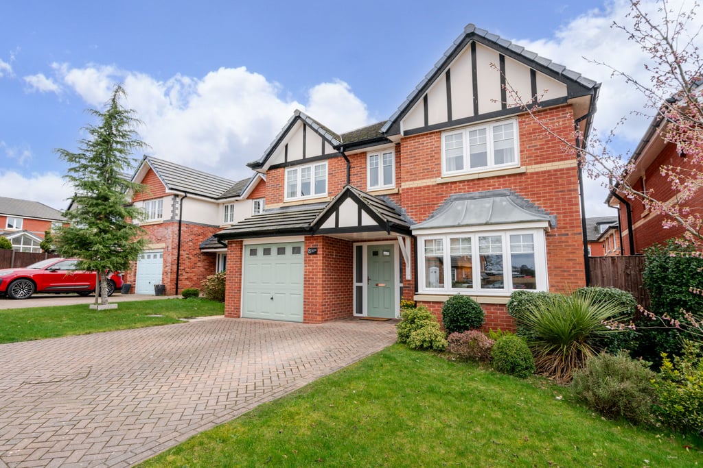 Barnfield Drive Eaton, Congleton, Cheshire CW12 2GQ