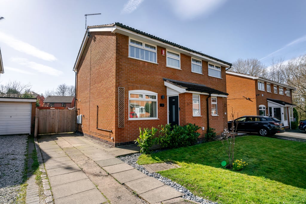67 Thames Close, Congleton, Cheshire, CW12 3RL